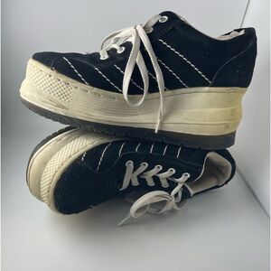 “Steve Madden” Black Suede Tie Up Platform Sneakers- Size: 7